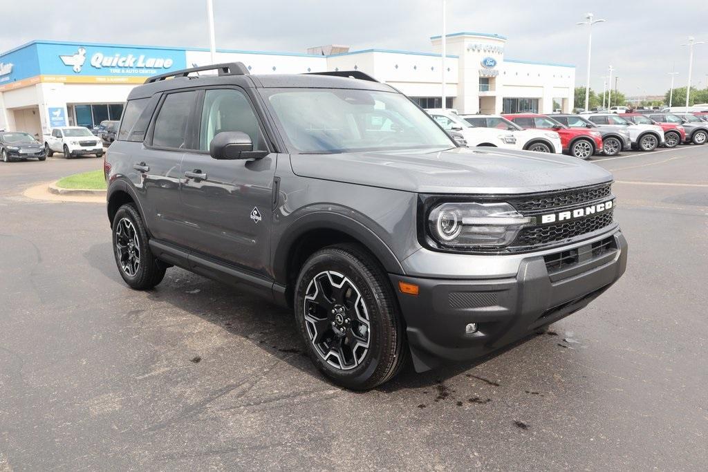 new 2025 Ford Bronco Sport car, priced at $34,252
