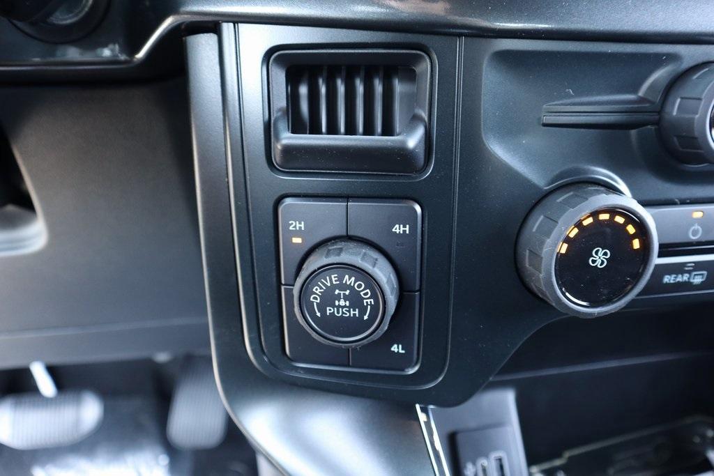 new 2025 Ford F-150 car, priced at $53,185
