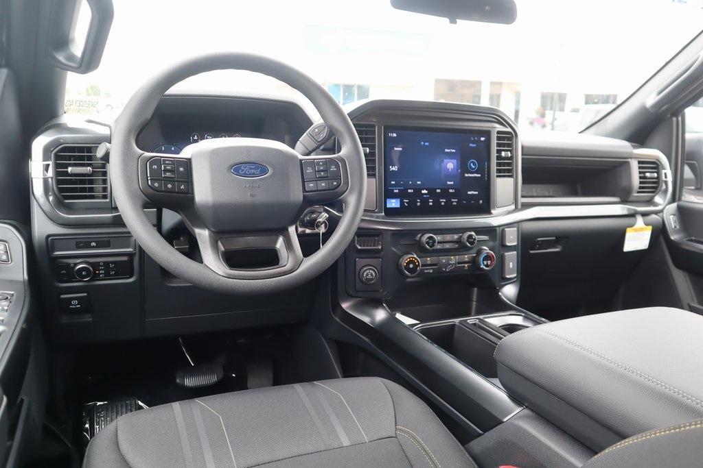 new 2025 Ford F-150 car, priced at $43,165
