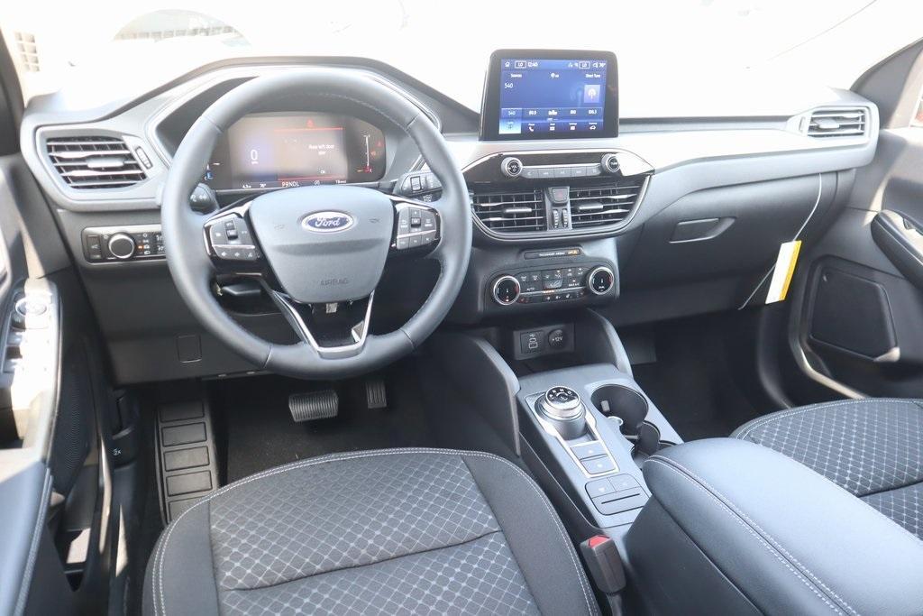 new 2025 Ford Escape car, priced at $25,269
