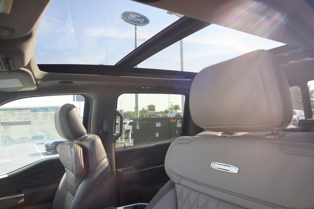 new 2025 Ford F-250 car, priced at $93,591