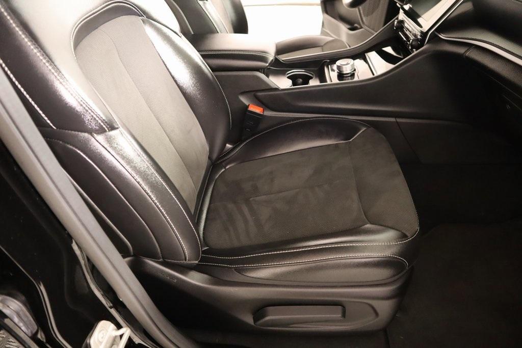 used 2024 Jeep Grand Cherokee L car, priced at $29,997