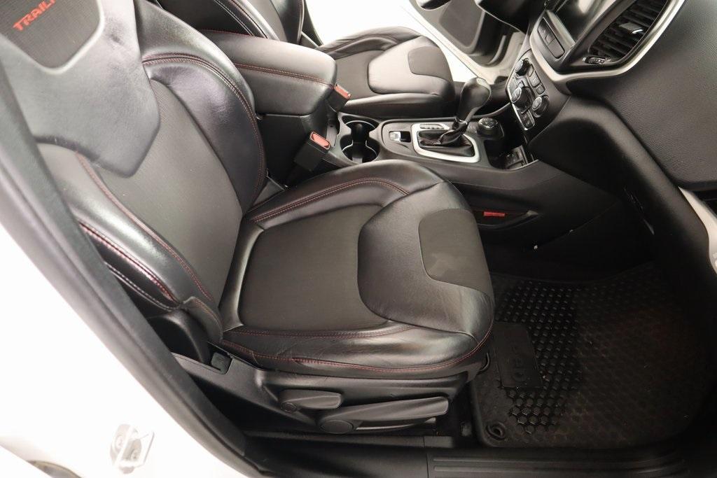 used 2018 Jeep Cherokee car, priced at $16,257