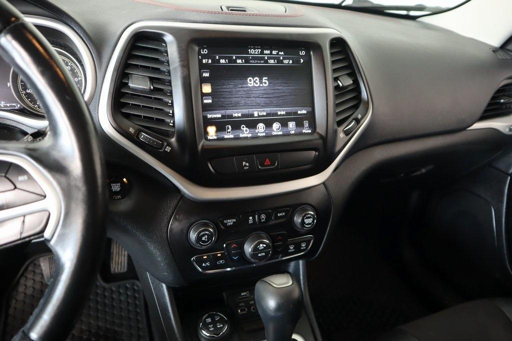 used 2018 Jeep Cherokee car, priced at $16,257