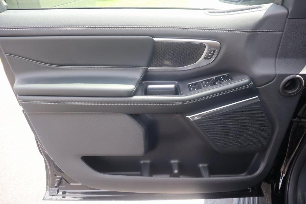 new 2025 Ford Expedition Max car, priced at $86,585