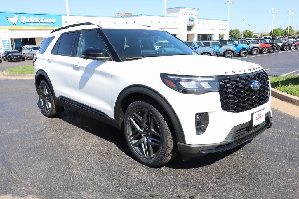 new 2025 Ford Explorer car, priced at $60,272