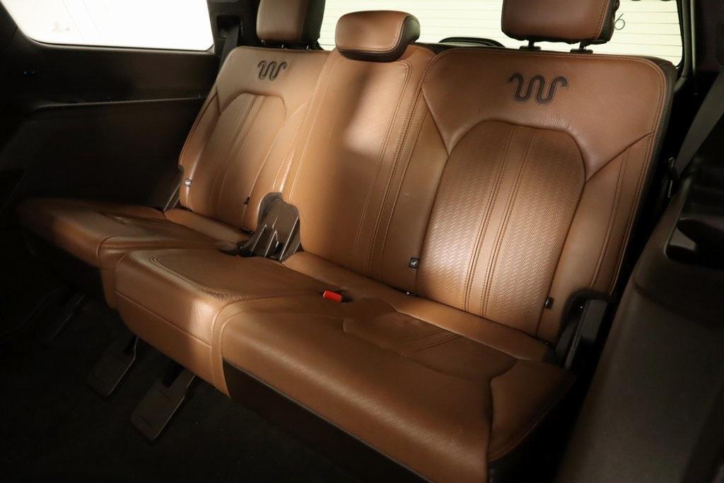 used 2024 Ford Expedition car, priced at $69,597