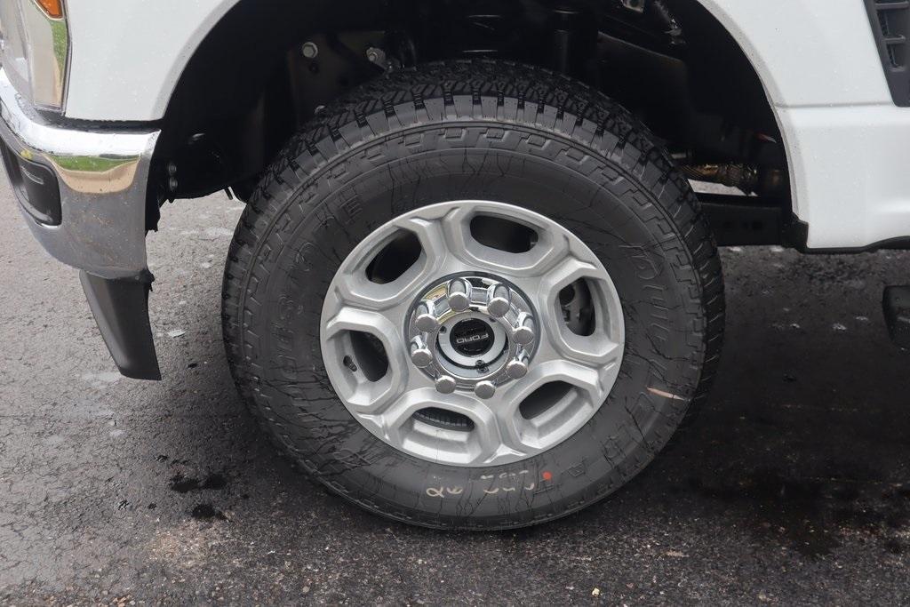 new 2025 Ford F-250 car, priced at $56,809
