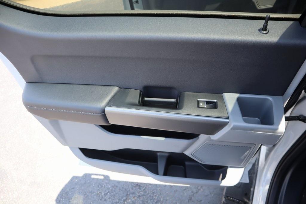 new 2025 Ford F-250 car, priced at $66,881