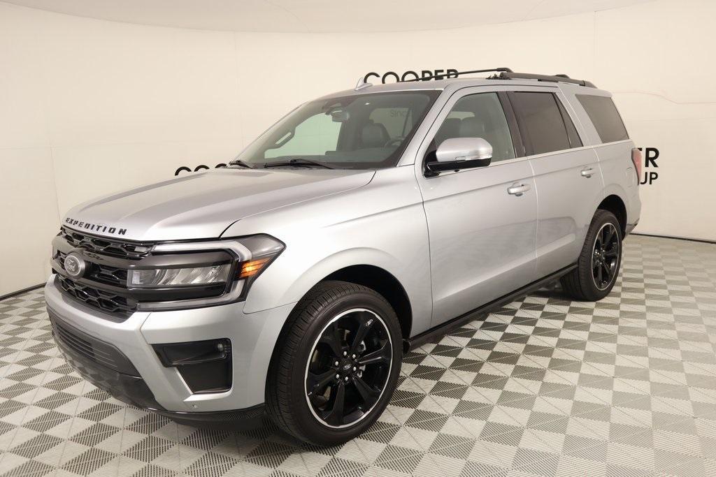 used 2024 Ford Expedition car, priced at $63,793