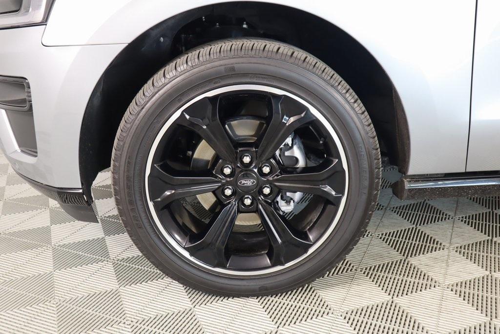 used 2024 Ford Expedition car, priced at $63,793