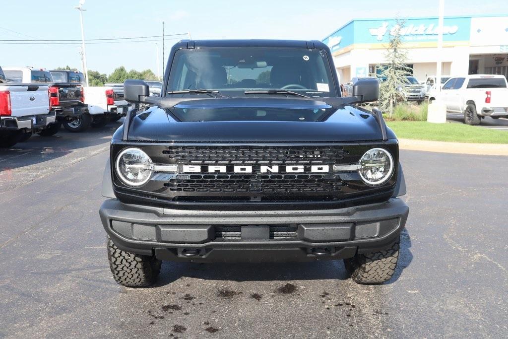 new 2025 Ford Bronco car, priced at $44,596
