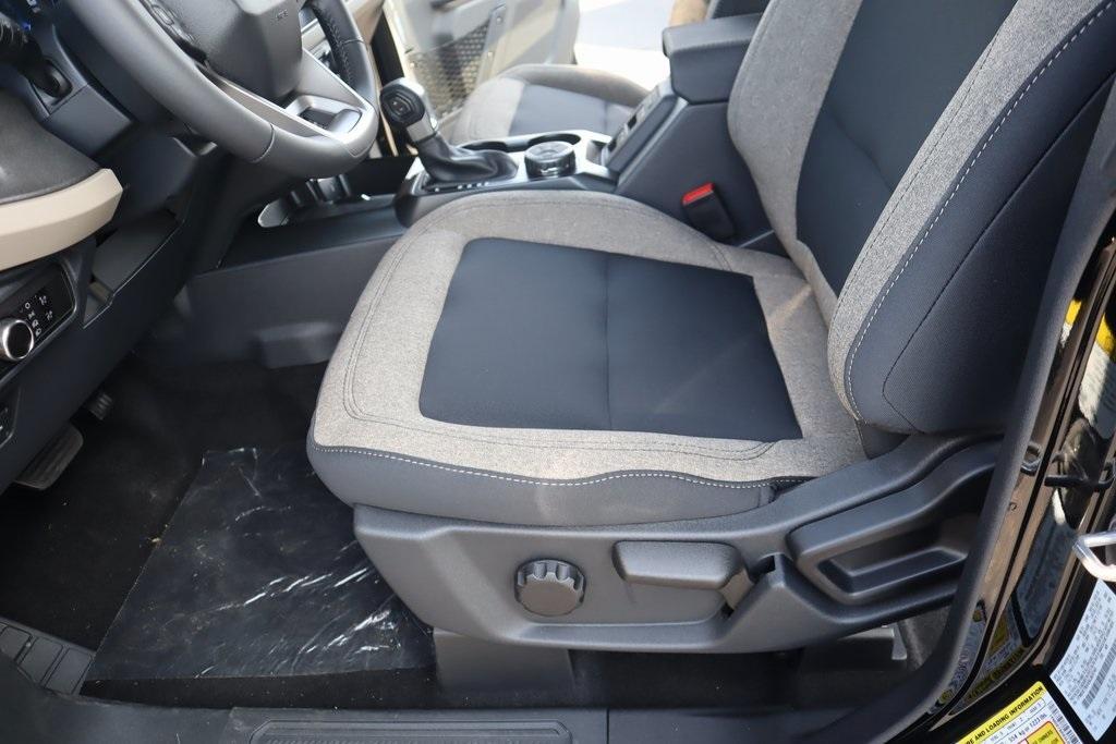 new 2025 Ford Bronco car, priced at $44,596
