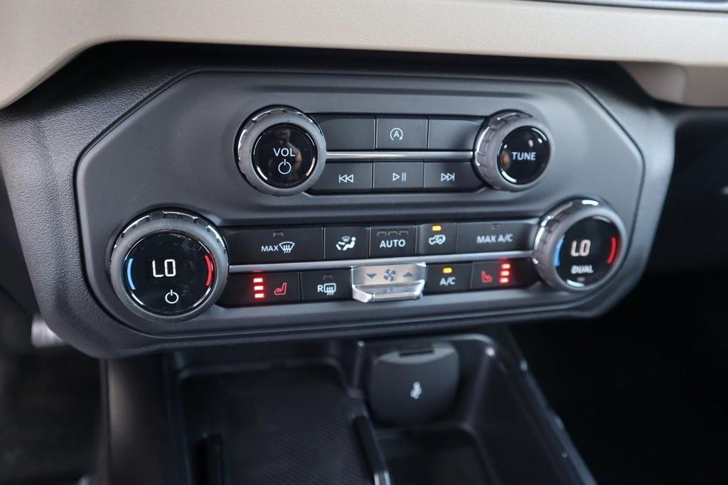 new 2025 Ford Bronco car, priced at $44,596
