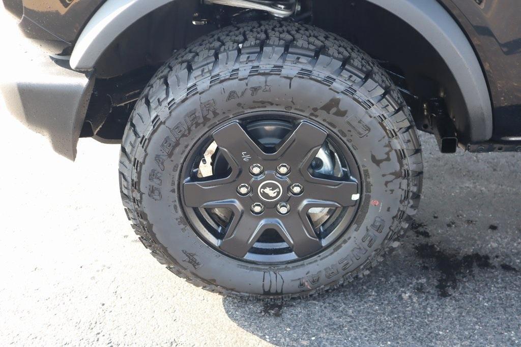 new 2025 Ford Bronco car, priced at $44,596