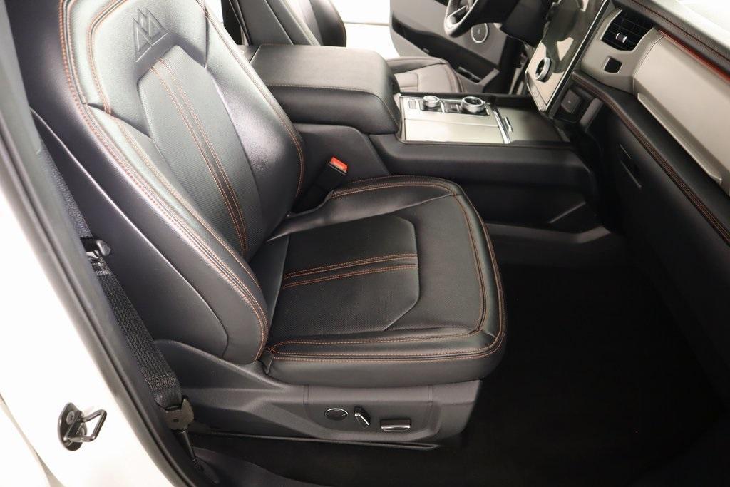 used 2024 Ford Expedition car, priced at $63,627