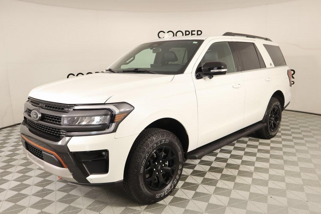 used 2024 Ford Expedition car, priced at $63,627