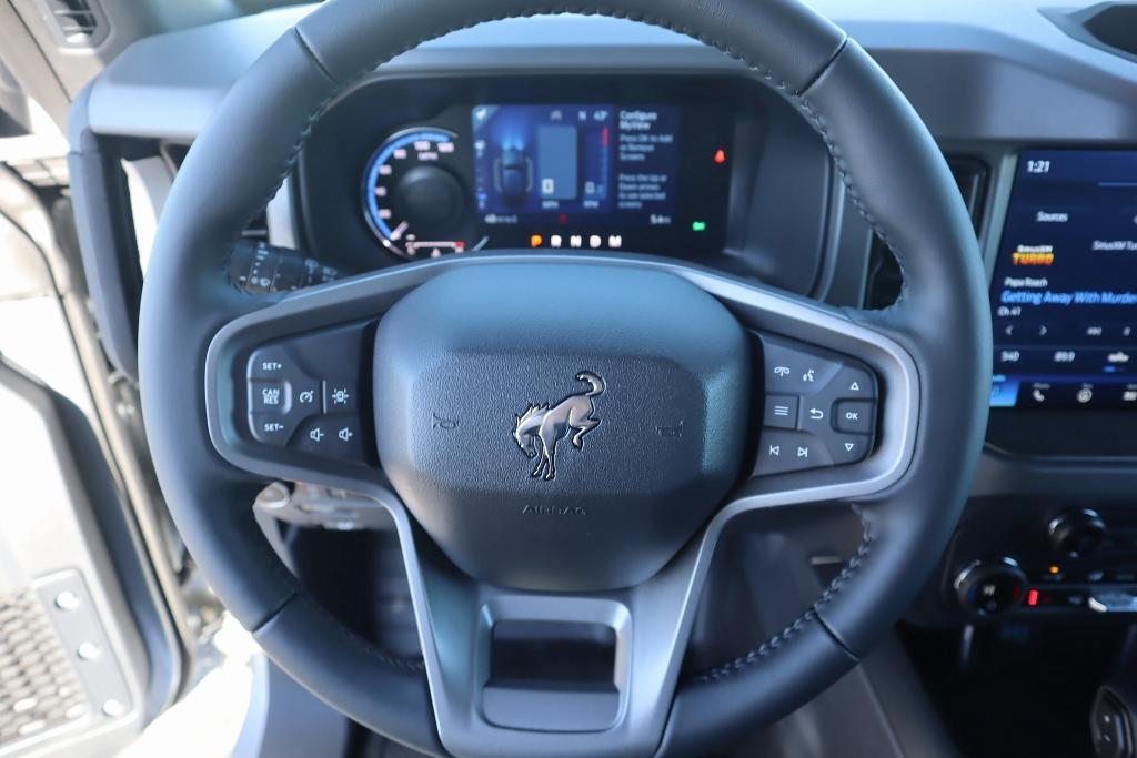 new 2024 Ford Bronco car, priced at $42,038