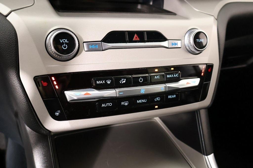 used 2024 Ford Explorer car, priced at $29,997