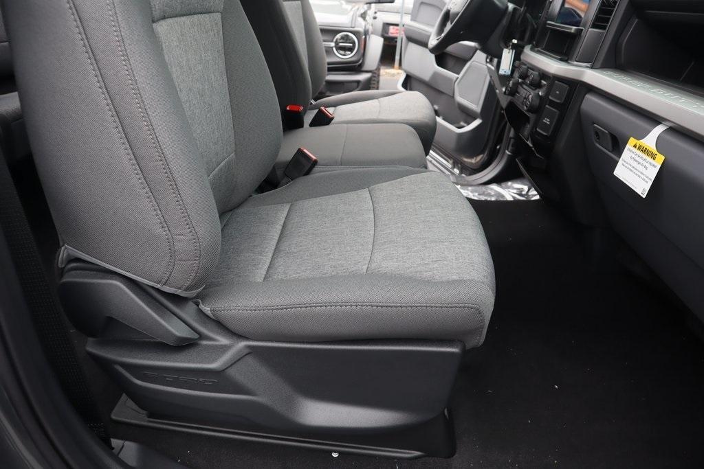 new 2025 Ford F-250 car, priced at $66,966