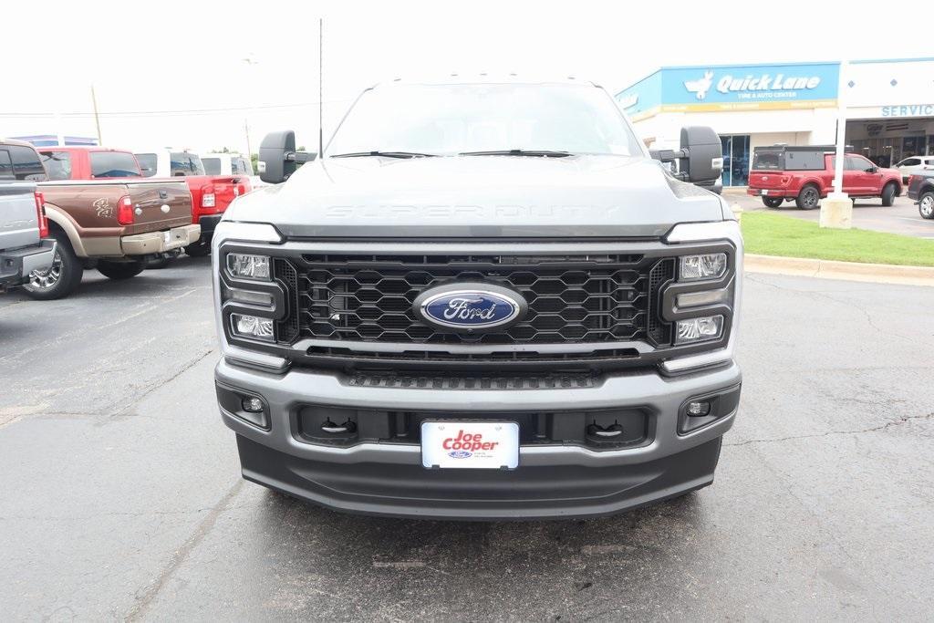 new 2025 Ford F-250 car, priced at $66,966