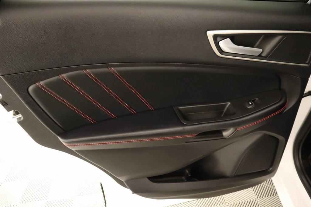 used 2022 Ford Edge car, priced at $26,323
