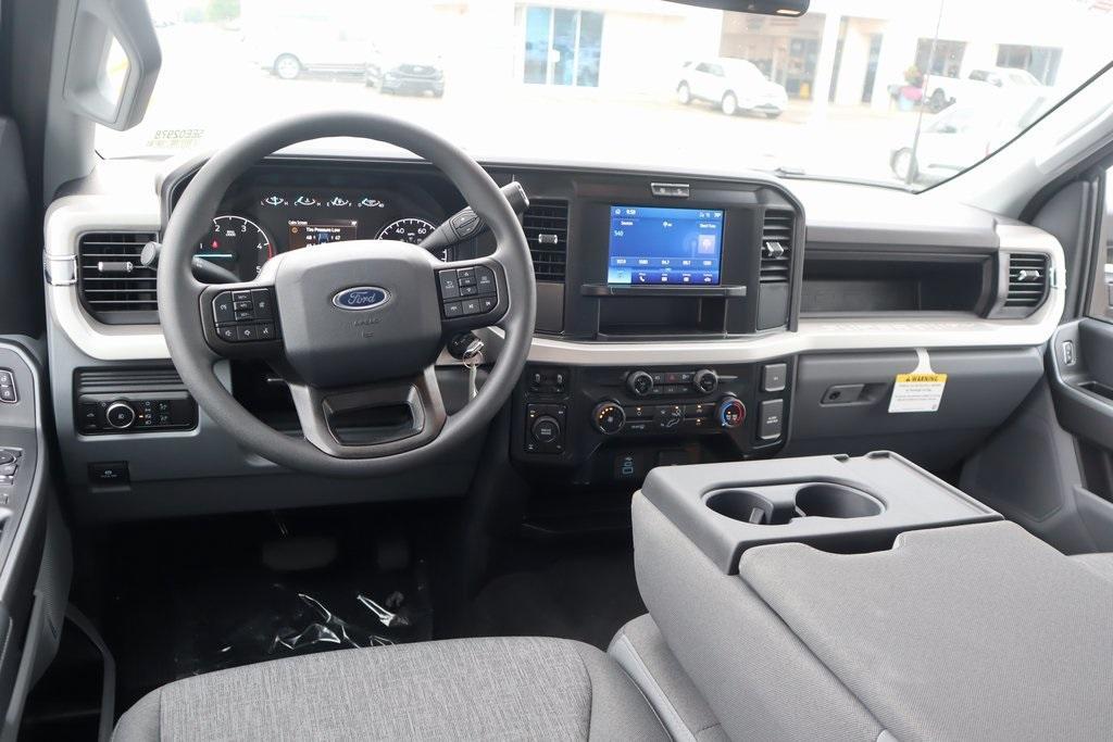 new 2025 Ford F-250 car, priced at $66,881