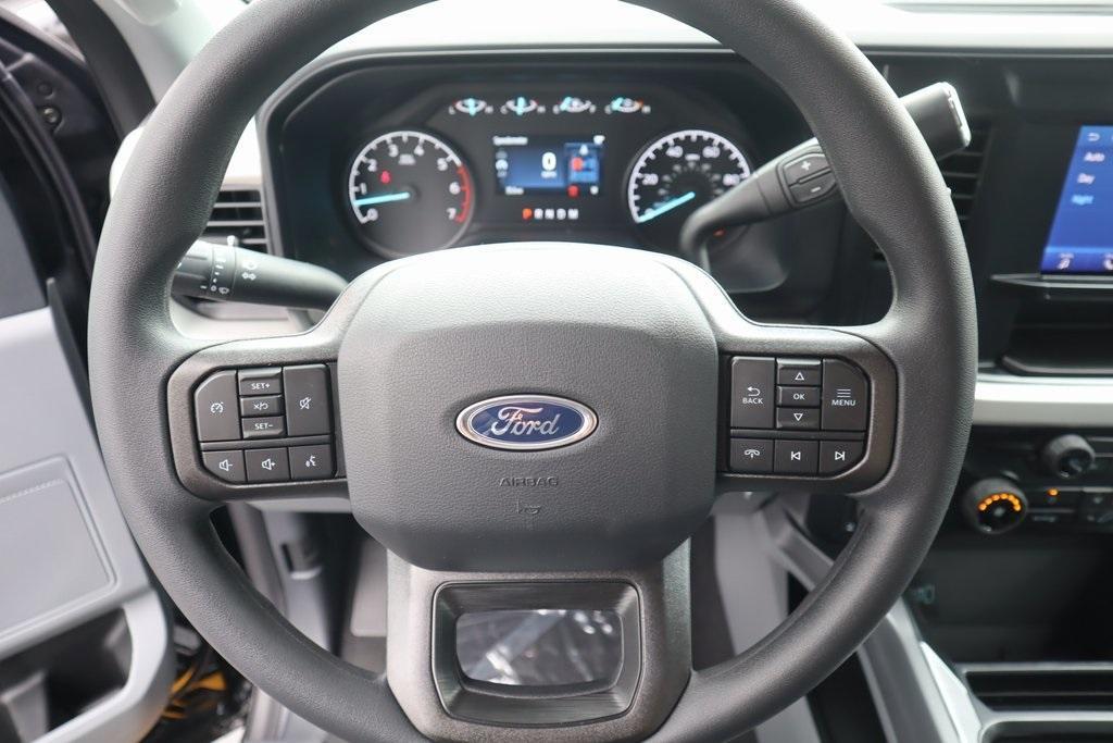 new 2025 Ford F-350 car, priced at $58,902