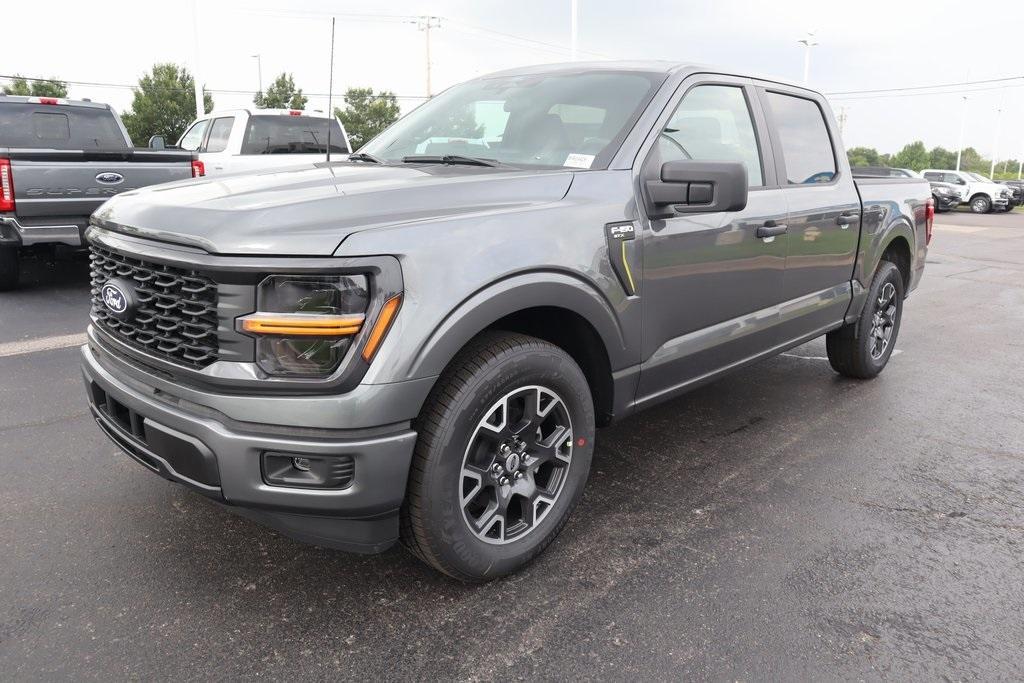 new 2025 Ford F-150 car, priced at $43,165