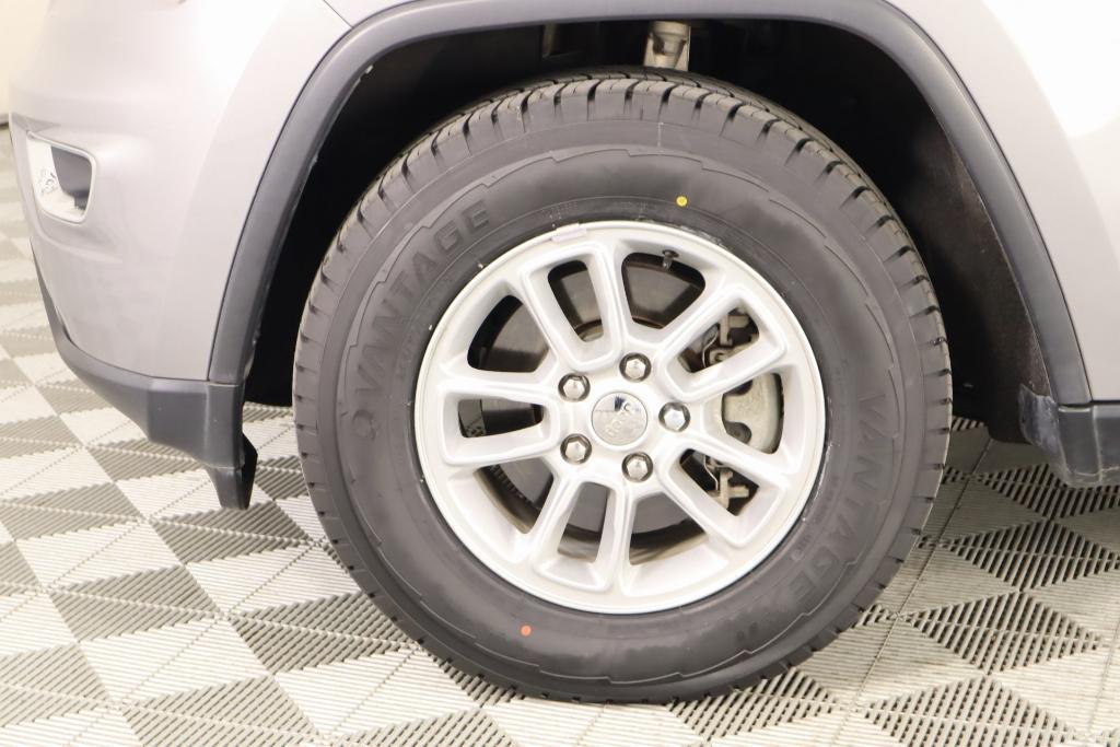 used 2018 Jeep Grand Cherokee car, priced at $17,997