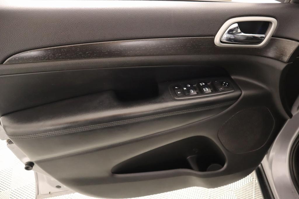 used 2018 Jeep Grand Cherokee car, priced at $17,997
