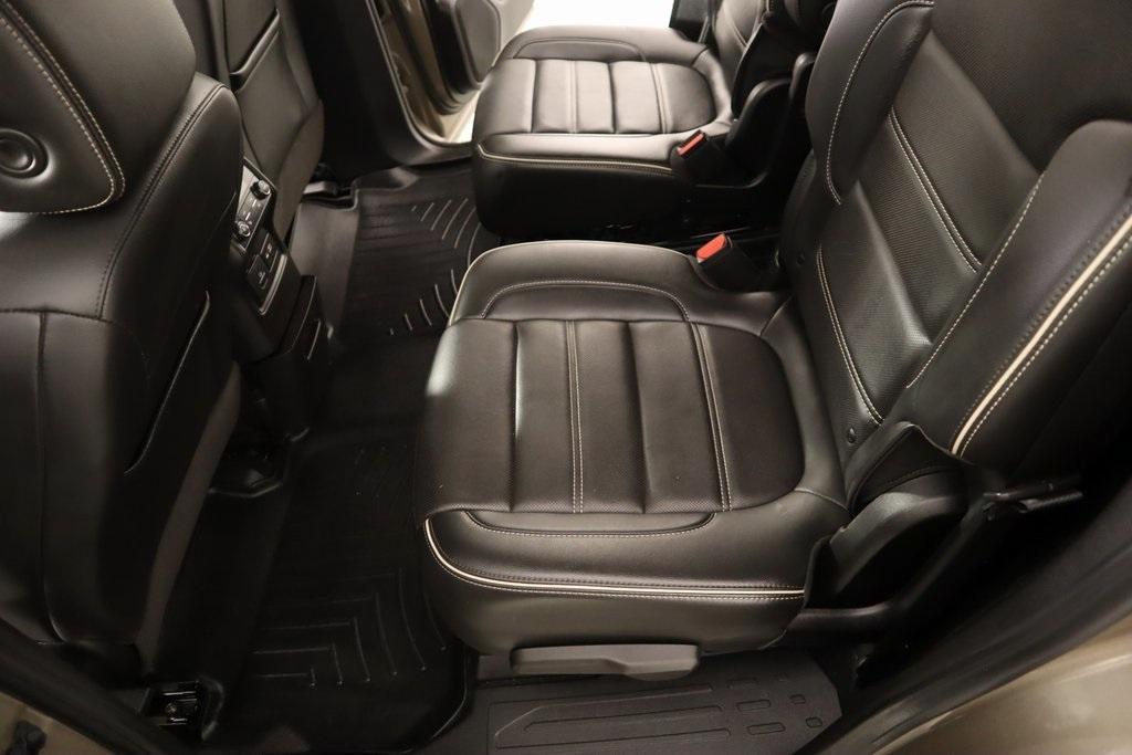 used 2023 GMC Acadia car, priced at $36,998