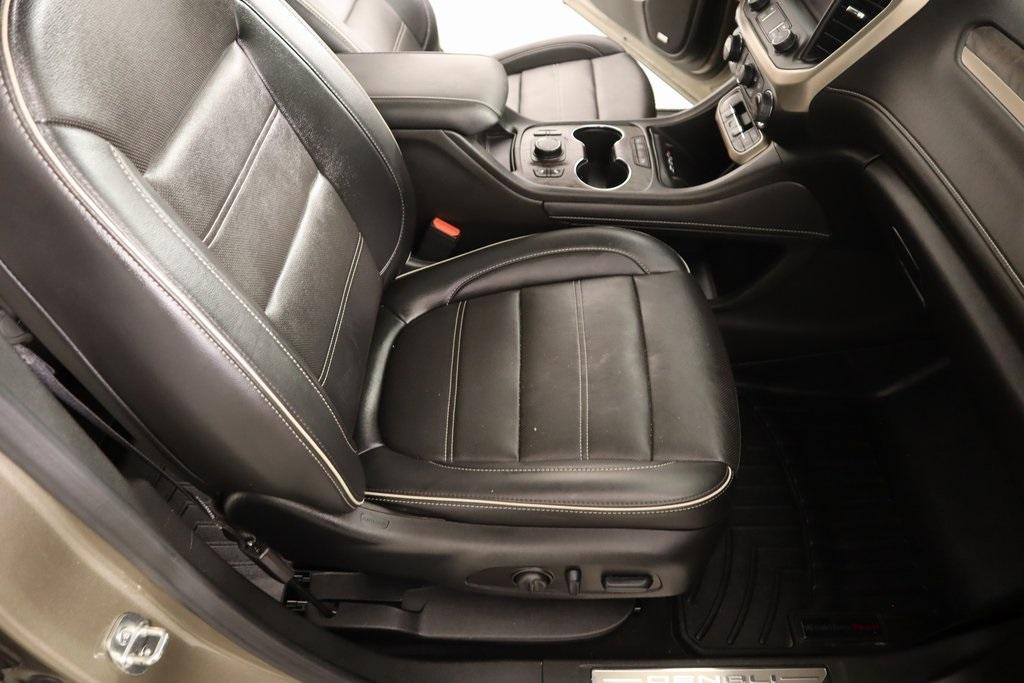 used 2023 GMC Acadia car, priced at $36,998