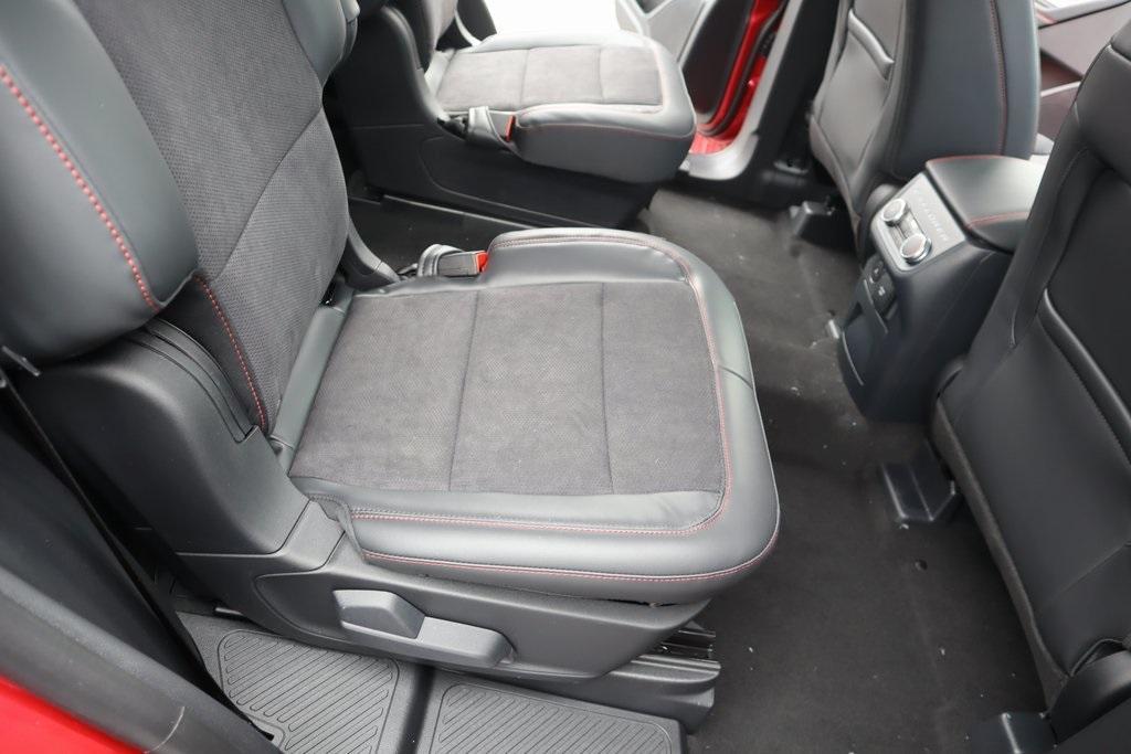 new 2025 Ford Explorer car, priced at $57,956