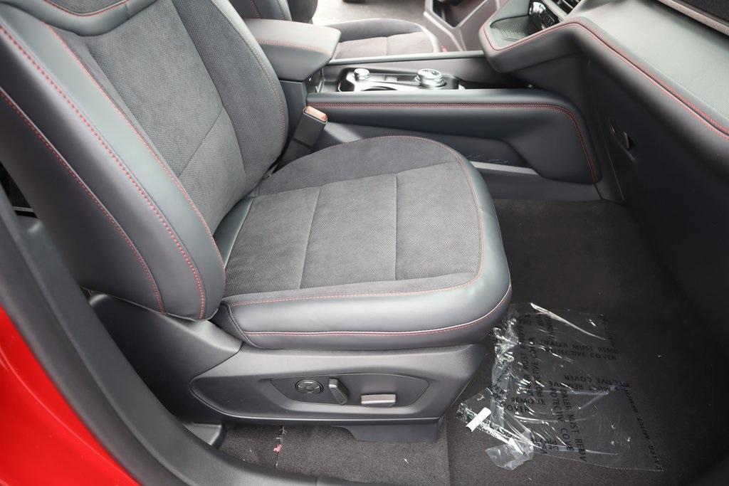 new 2025 Ford Explorer car, priced at $57,956