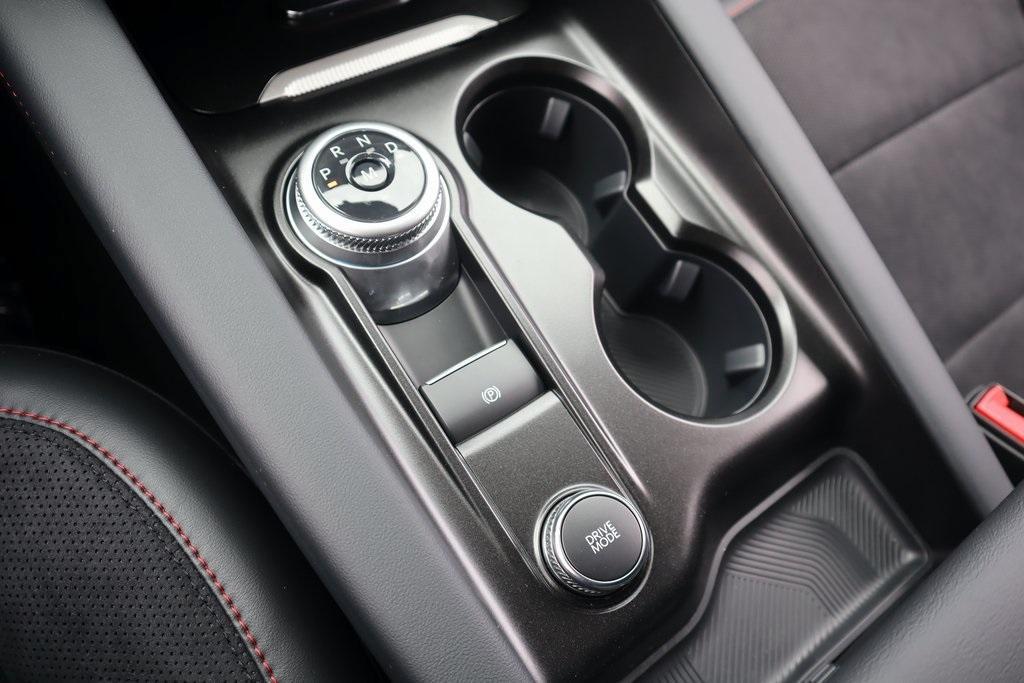 new 2025 Ford Explorer car, priced at $57,956