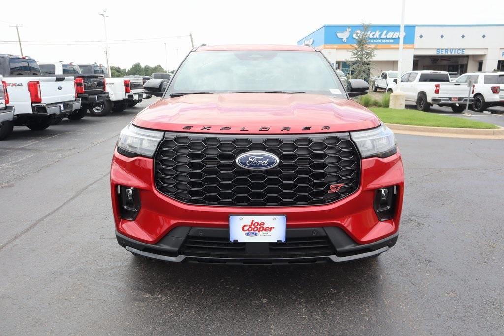 new 2025 Ford Explorer car, priced at $57,956
