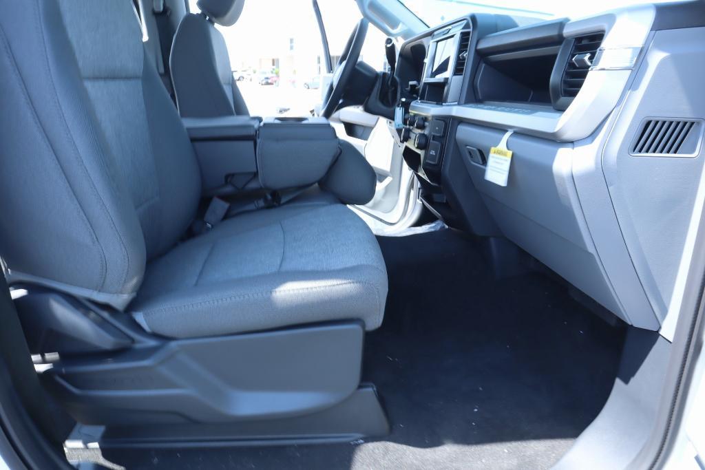 new 2025 Ford F-250 car, priced at $66,966