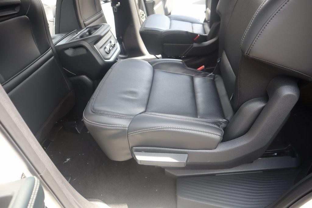 new 2025 Ford Expedition car, priced at $80,325