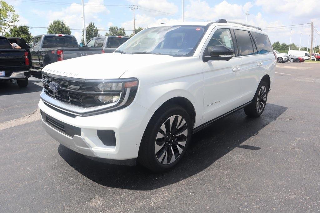 new 2025 Ford Expedition car, priced at $80,325