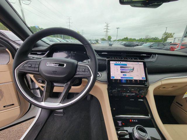 new 2024 Jeep Grand Cherokee L car, priced at $50,995