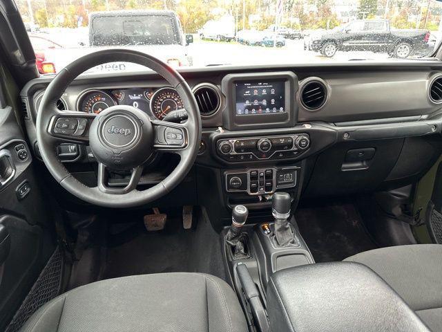 used 2023 Jeep Gladiator car, priced at $31,137