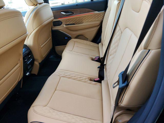 new 2025 Jeep Grand Cherokee car, priced at $59,495