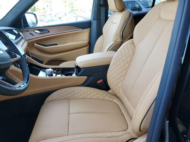 new 2025 Jeep Grand Cherokee car, priced at $59,495