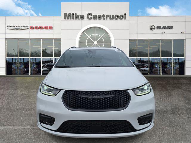 new 2026 Chrysler Pacifica car, priced at $42,911