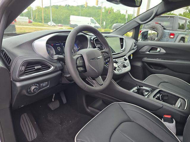 new 2026 Chrysler Pacifica car, priced at $42,911
