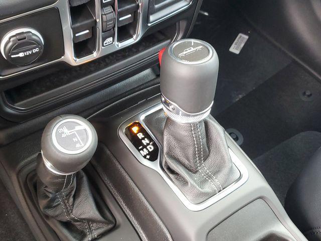 new 2025 Jeep Gladiator car, priced at $40,995