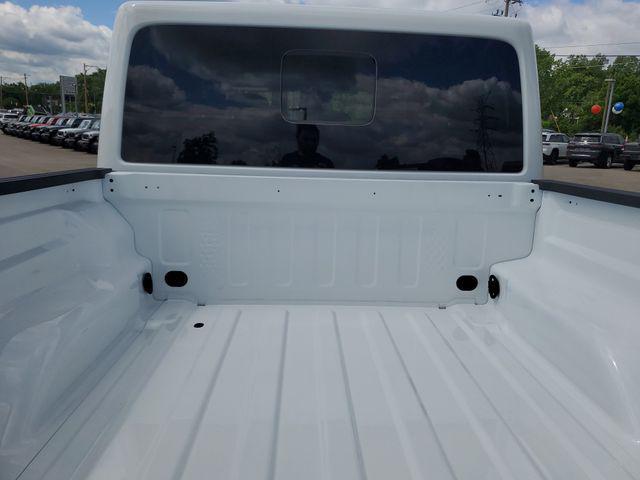 new 2025 Jeep Gladiator car, priced at $40,995