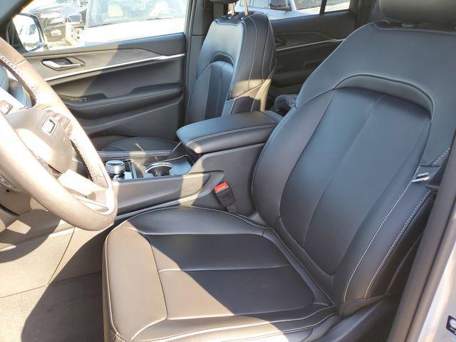 new 2025 Jeep Grand Cherokee car, priced at $45,995