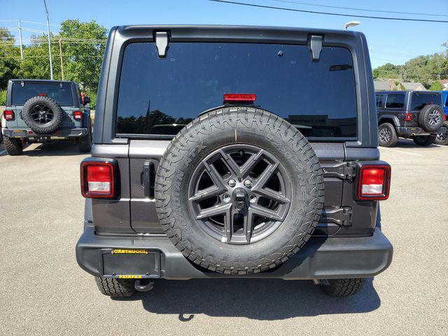 new 2025 Jeep Wrangler car, priced at $45,995